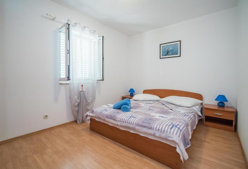 Apartments Batinic Supetar Luaran gambar