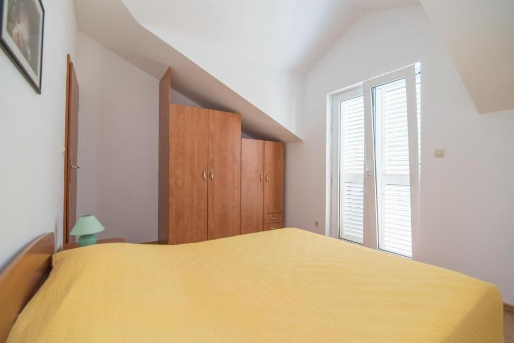 Apartments Batinic Supetar Luaran gambar