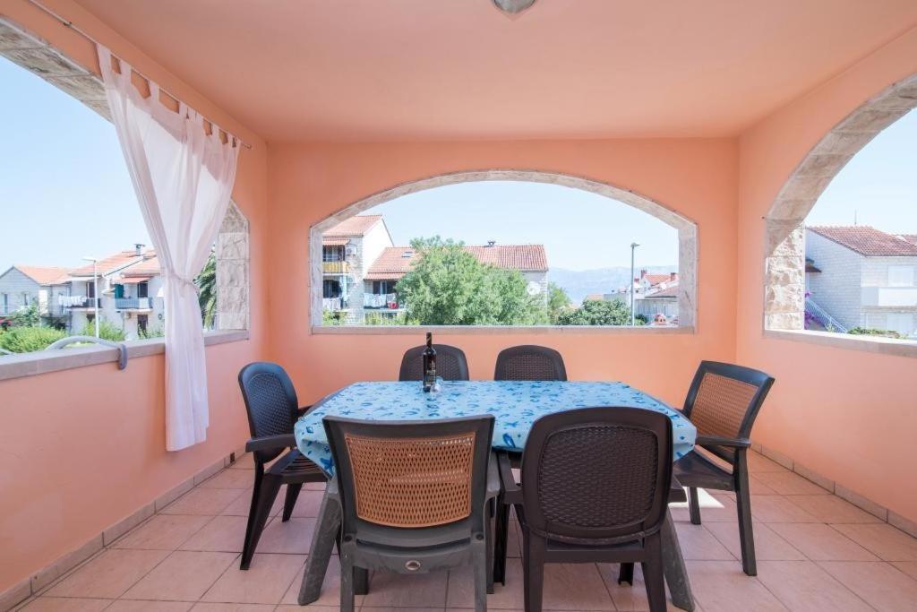 Apartments Batinic Supetar Luaran gambar